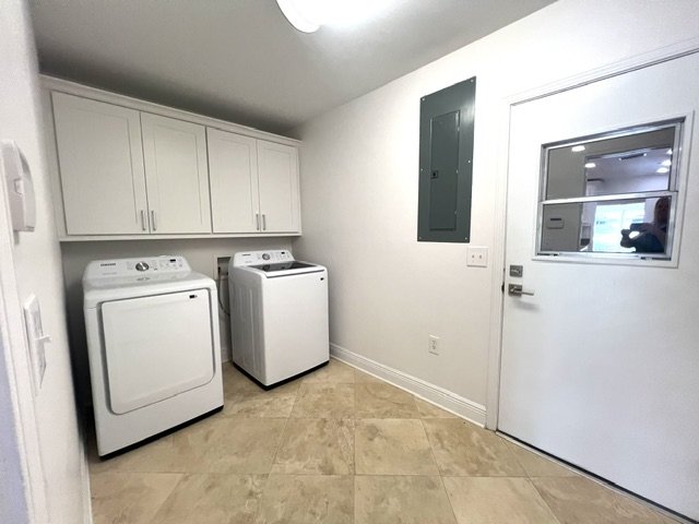 AMAZING CARROLLWOOD  HOME READY FOR MOVE IN! property image