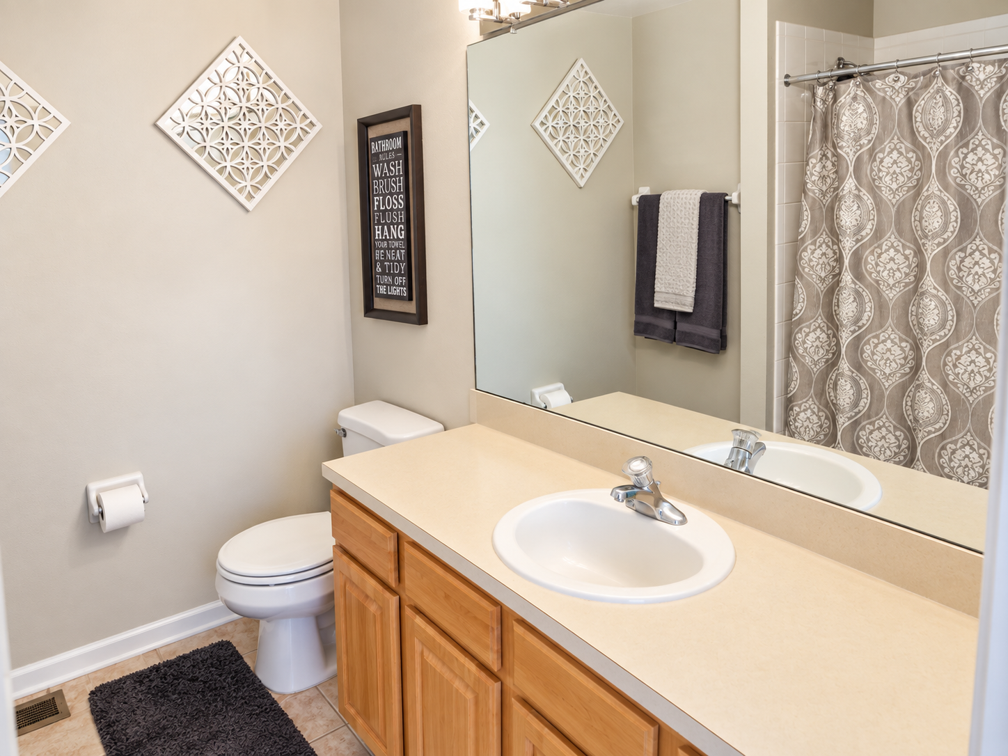 2/2.5 Rental Townhome In Gated Valhalla property image