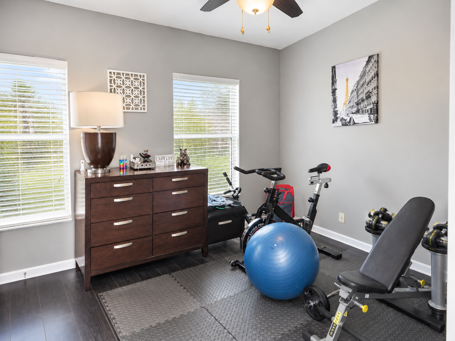 2/2.5 Rental Townhome In Gated Valhalla property image