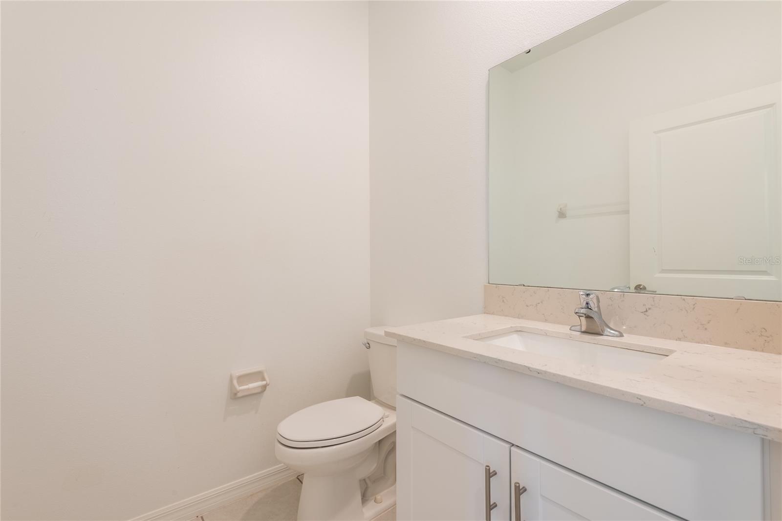 beautifully maintained 4-bedroom, 3-bathroom townhome in Land O Lakes! property image