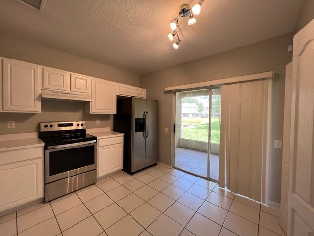 Beautiful 2 Bed, 2.5 Bath Townhome In Great Community! property image