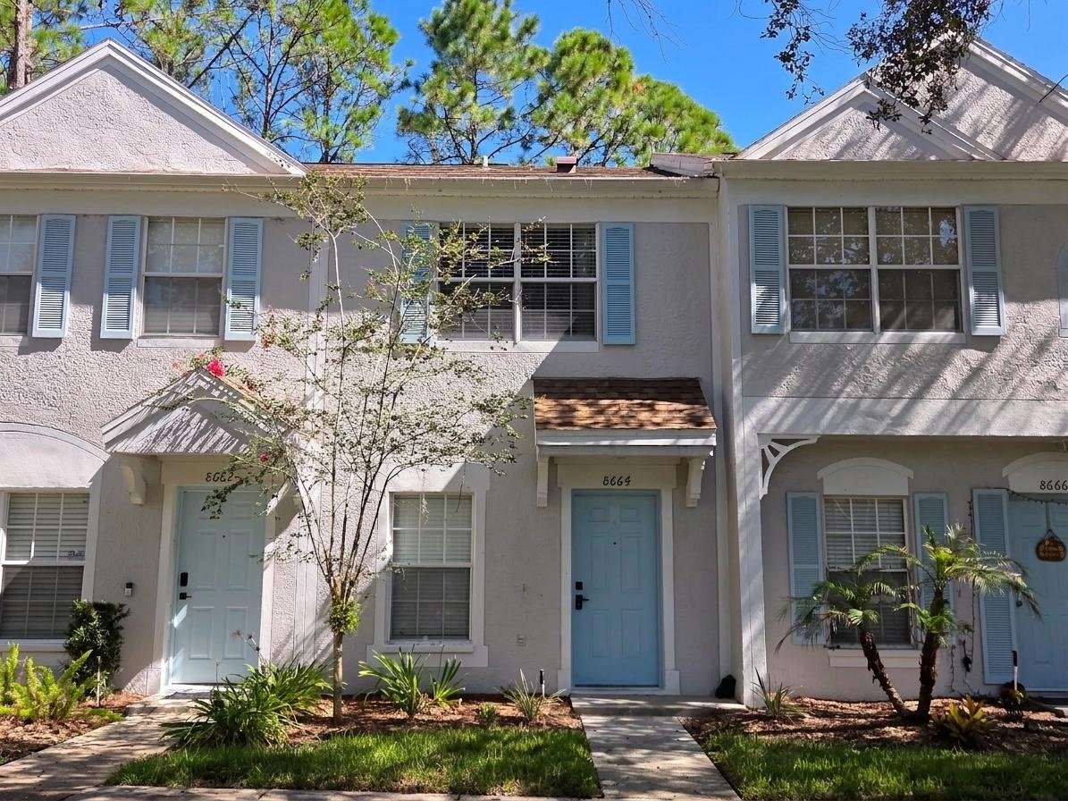 Immaculate 2 Bedroom 1.5 Bath Townhome In New Tampa! property image