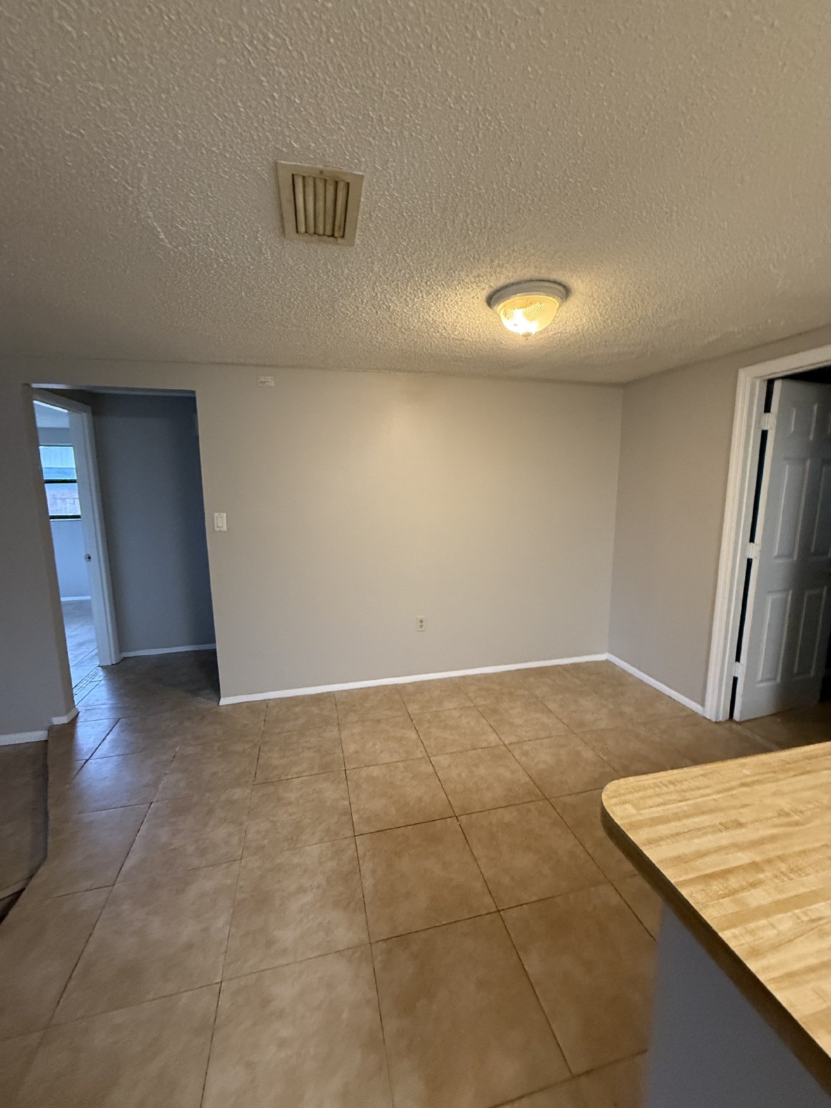 4 Bedroom, 2 Bathroom property image