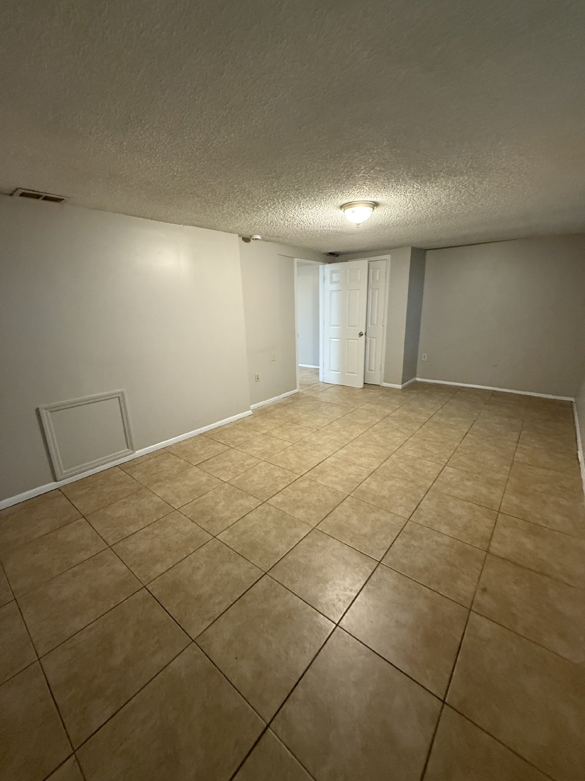 4 Bedroom, 2 Bathroom property image