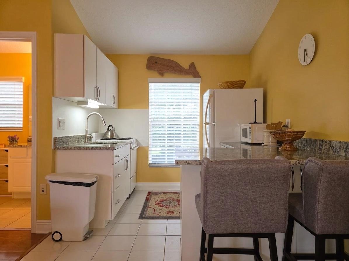 WESTCHASE Area - Furnished Loft / Utilities Included! property image