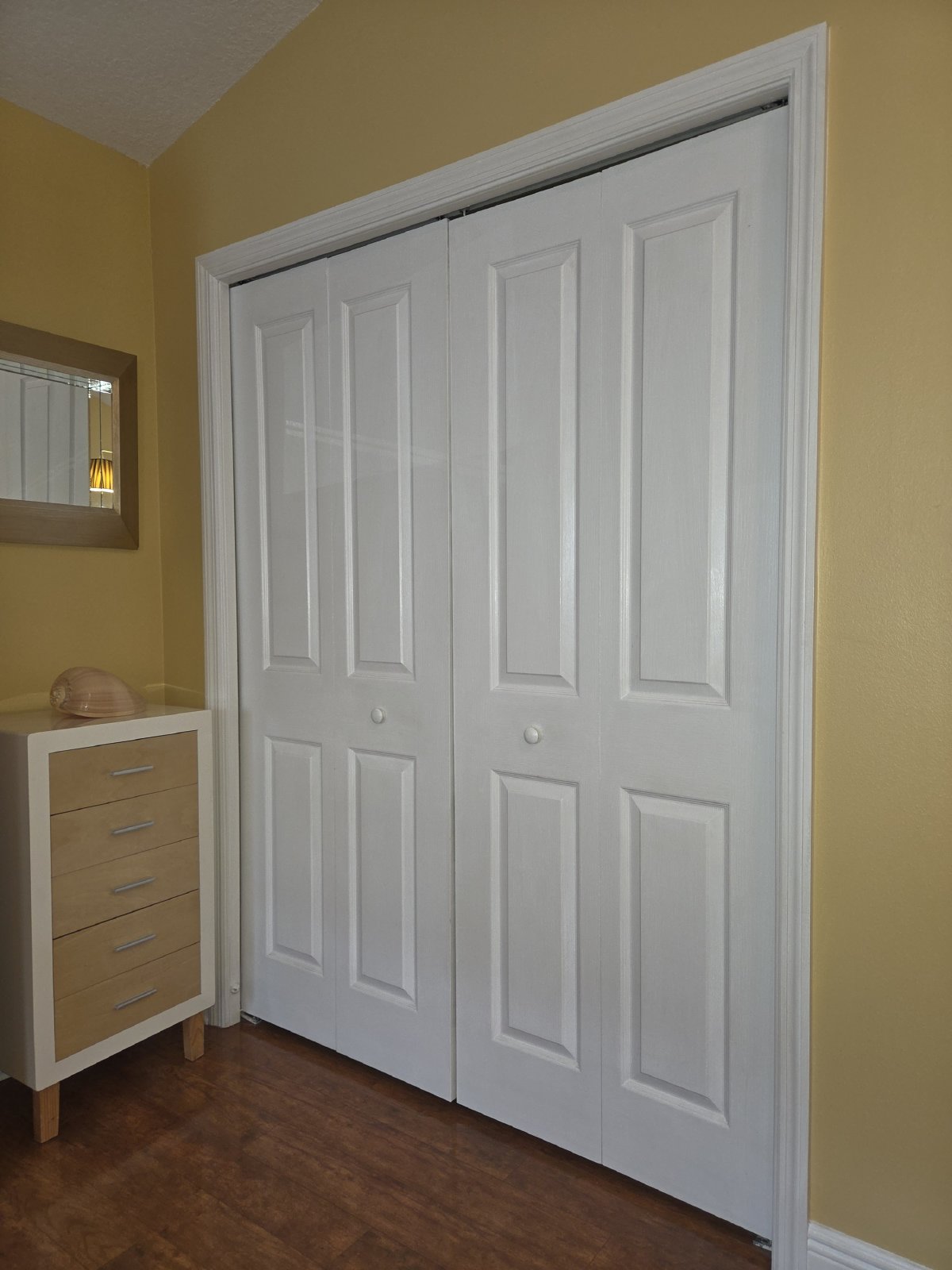 WESTCHASE Area - Furnished Loft / Utilities Included! property image