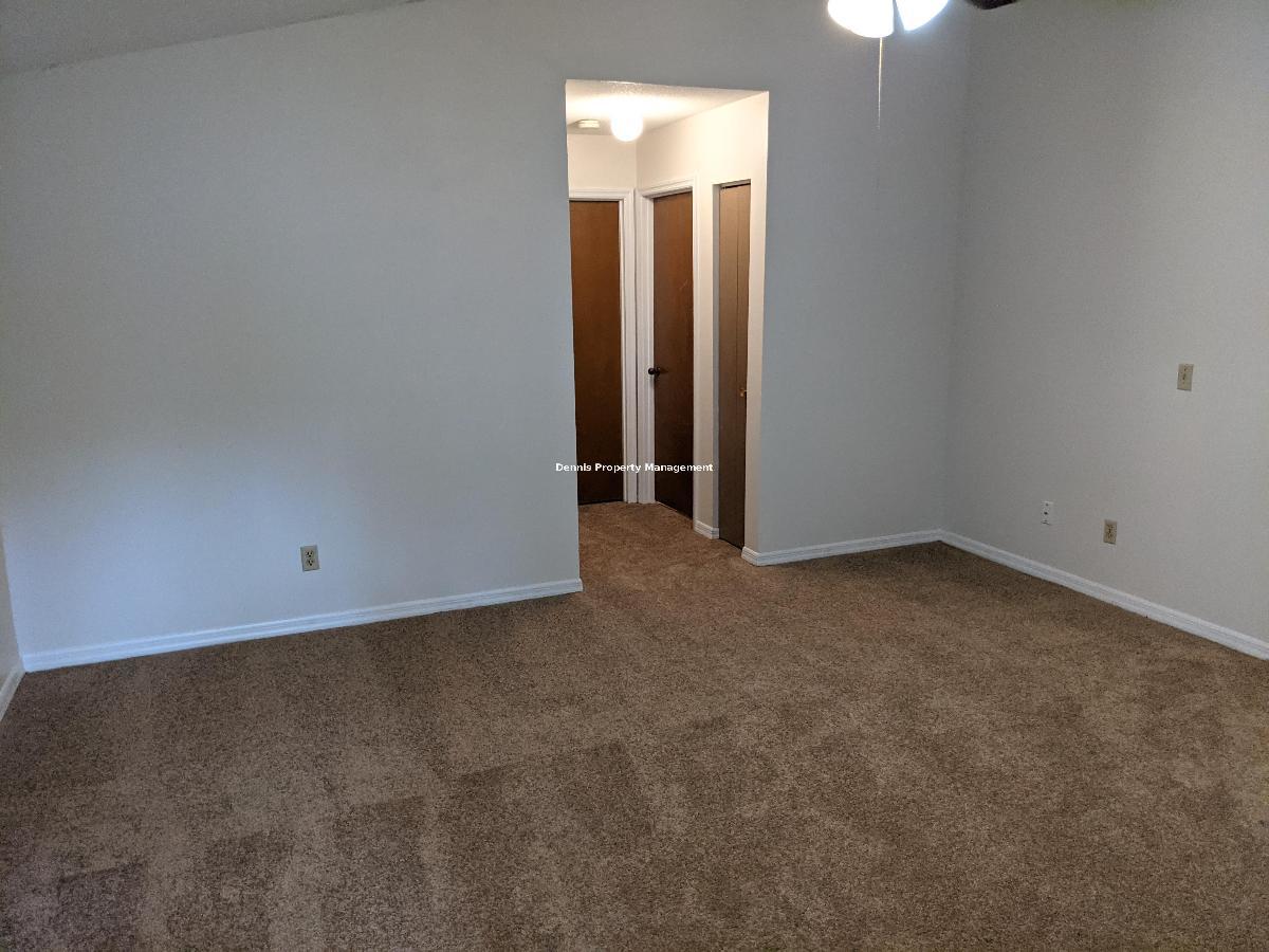 2/2 Upstairs Apartment In Brooksville property image