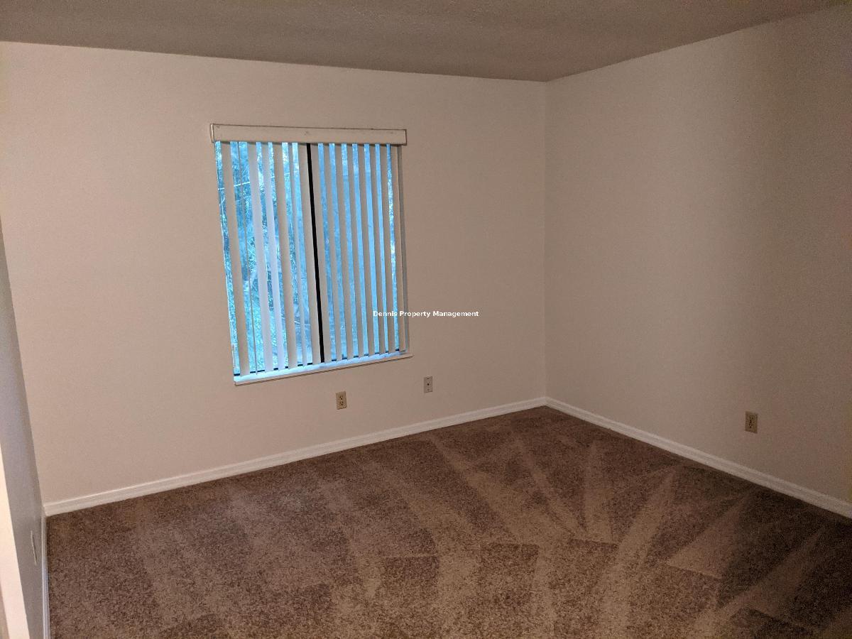 2/2 Upstairs Apartment In Brooksville property image