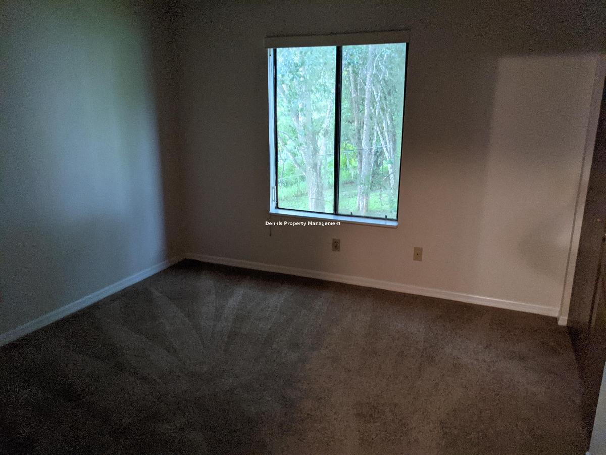 2/2 Upstairs Apartment In Brooksville property image