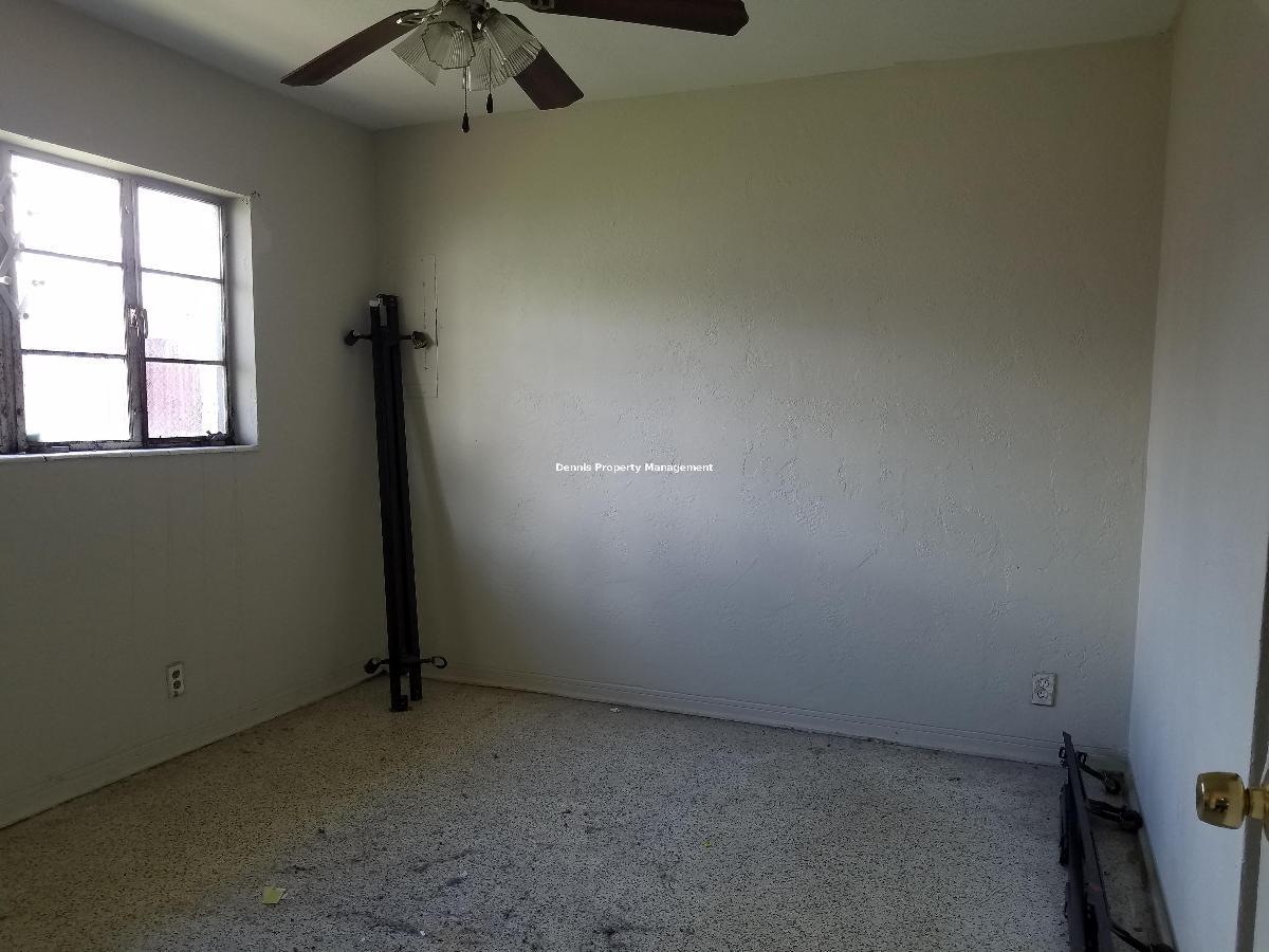 2 Bedroom 1 Bath Zephyrhills property image