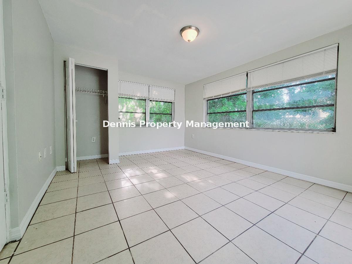 Affordable 3 Bed, 1 Bath, Fenced Backyard! property image