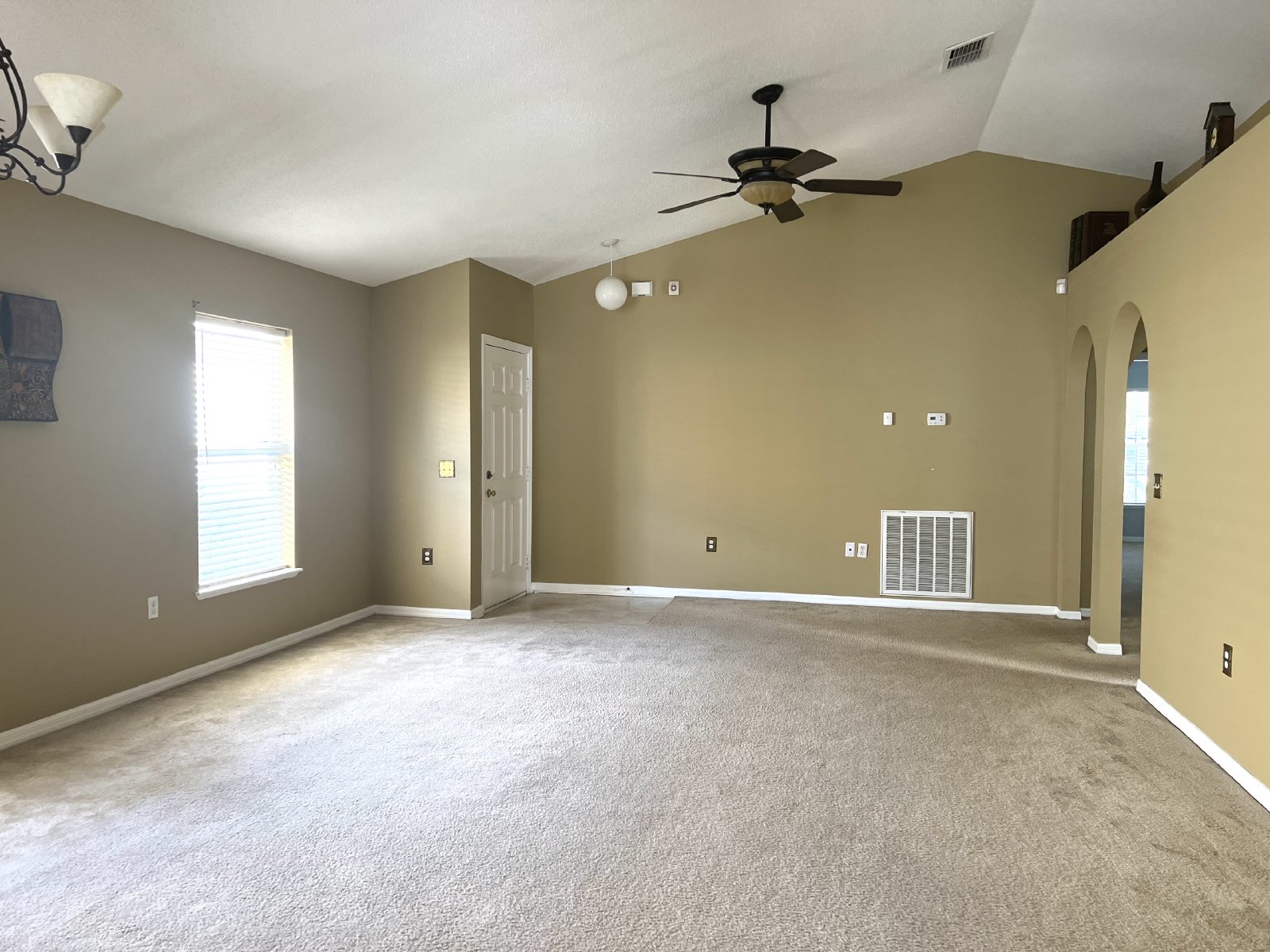 3/2/2 In Wesley Chapel Area! property image