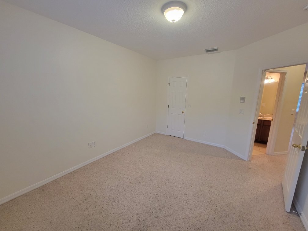 4 Bedroom 3 1/2 Bath 3 Car Garage Home In Buckingham At Tampa Palms property image