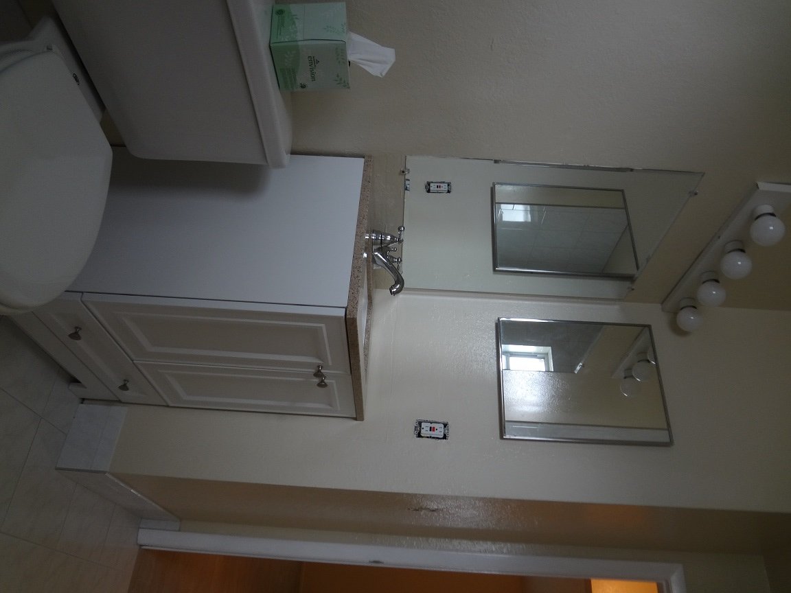 Well Maintained 2 Bedroom, 1 Bath! property image