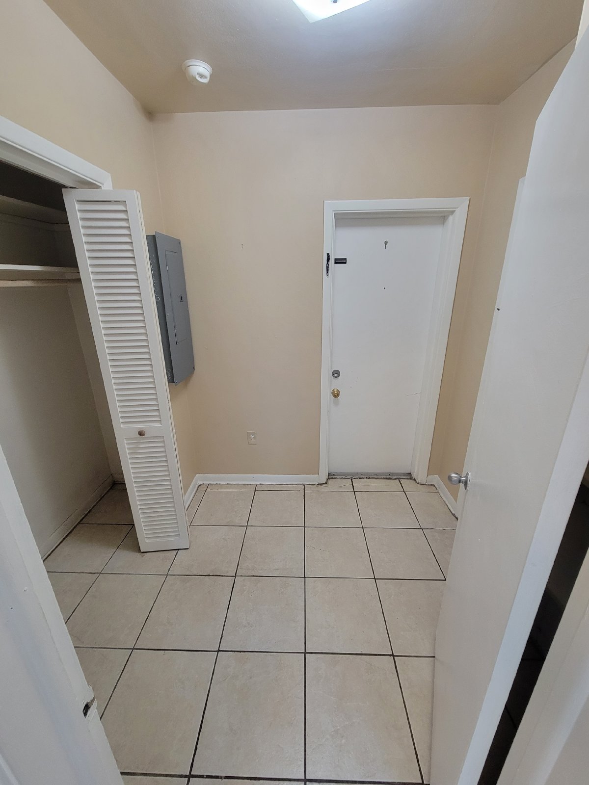 Studio Apartment property image