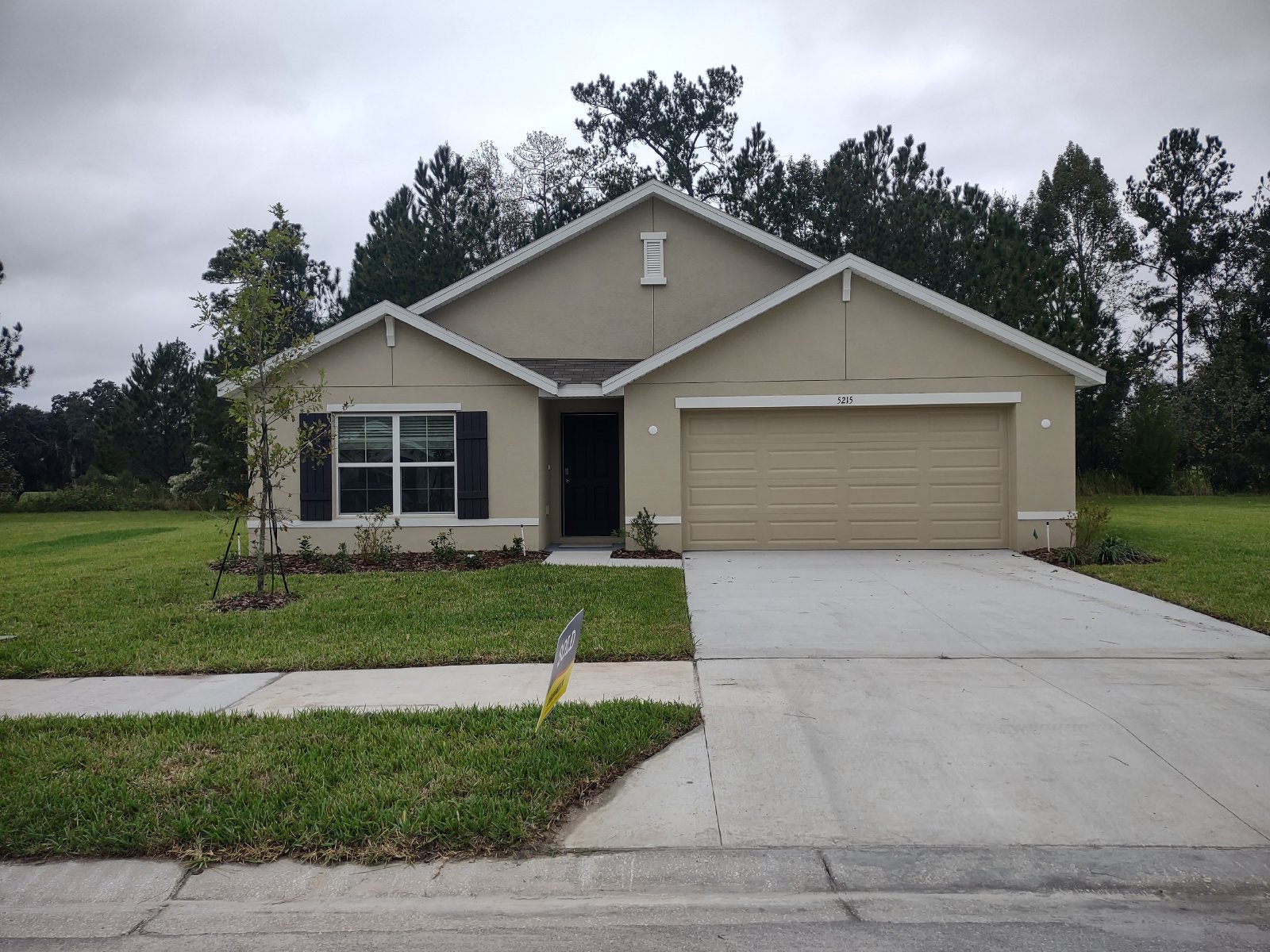 Gorgeous 4/2/2 In Hernando Oaks property image