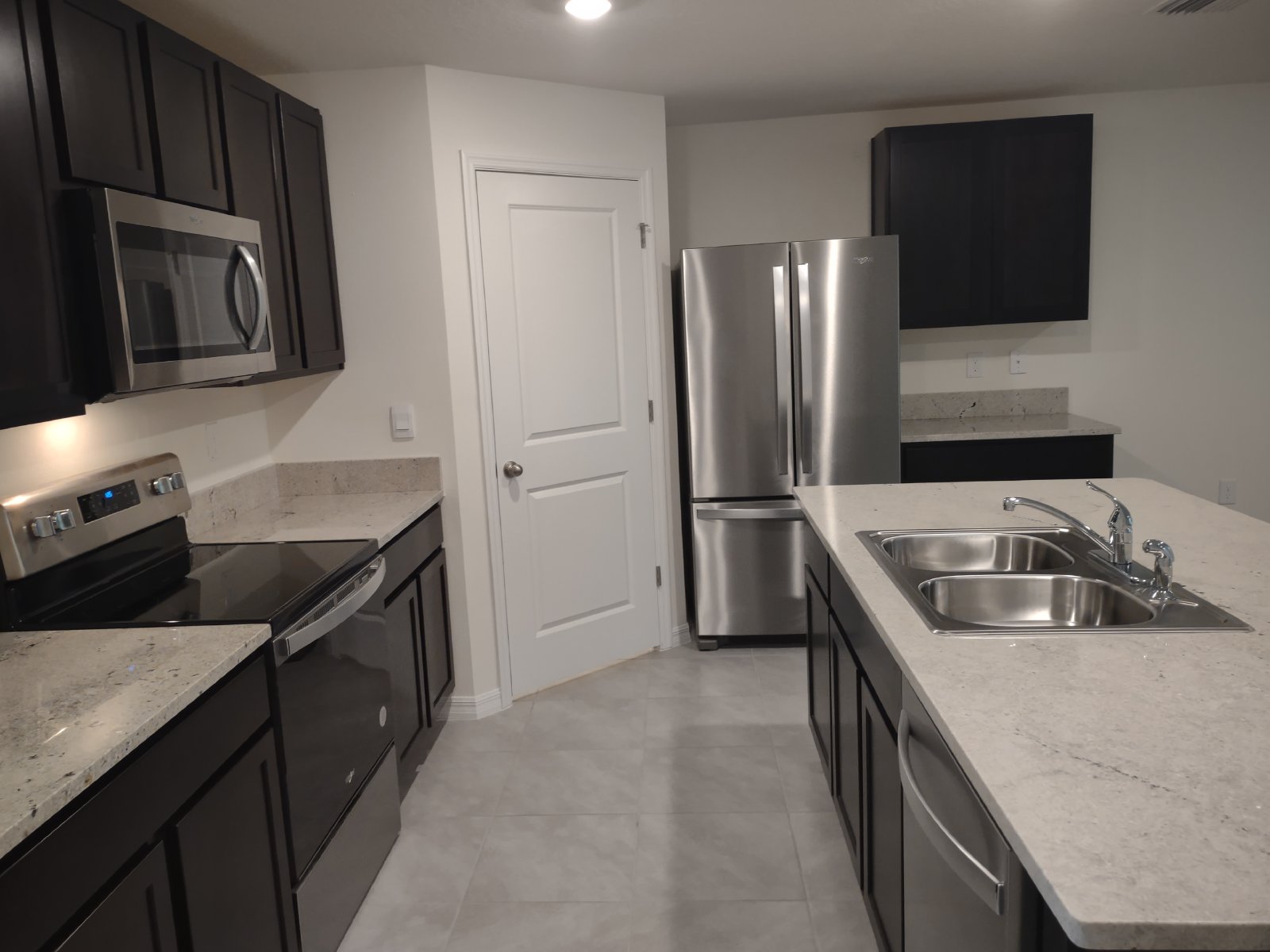 Gorgeous 4/2/2 In Hernando Oaks property image