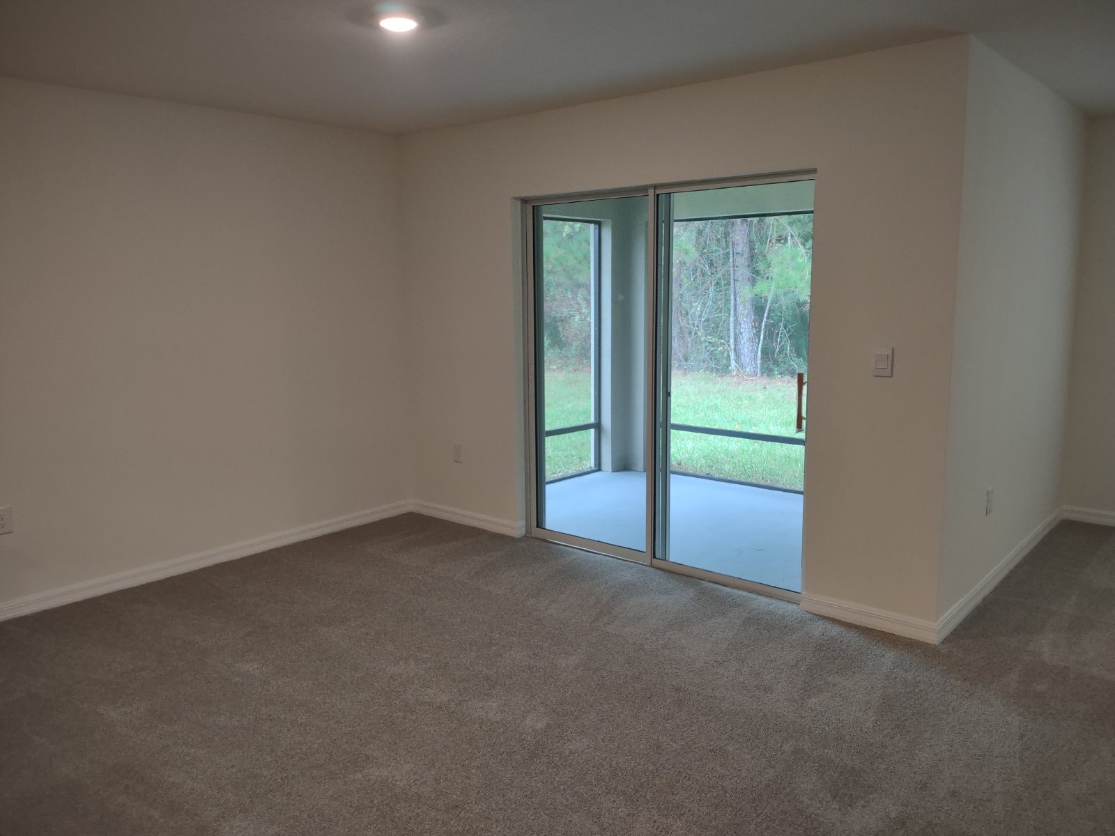 Gorgeous 4/2/2 In Hernando Oaks property image