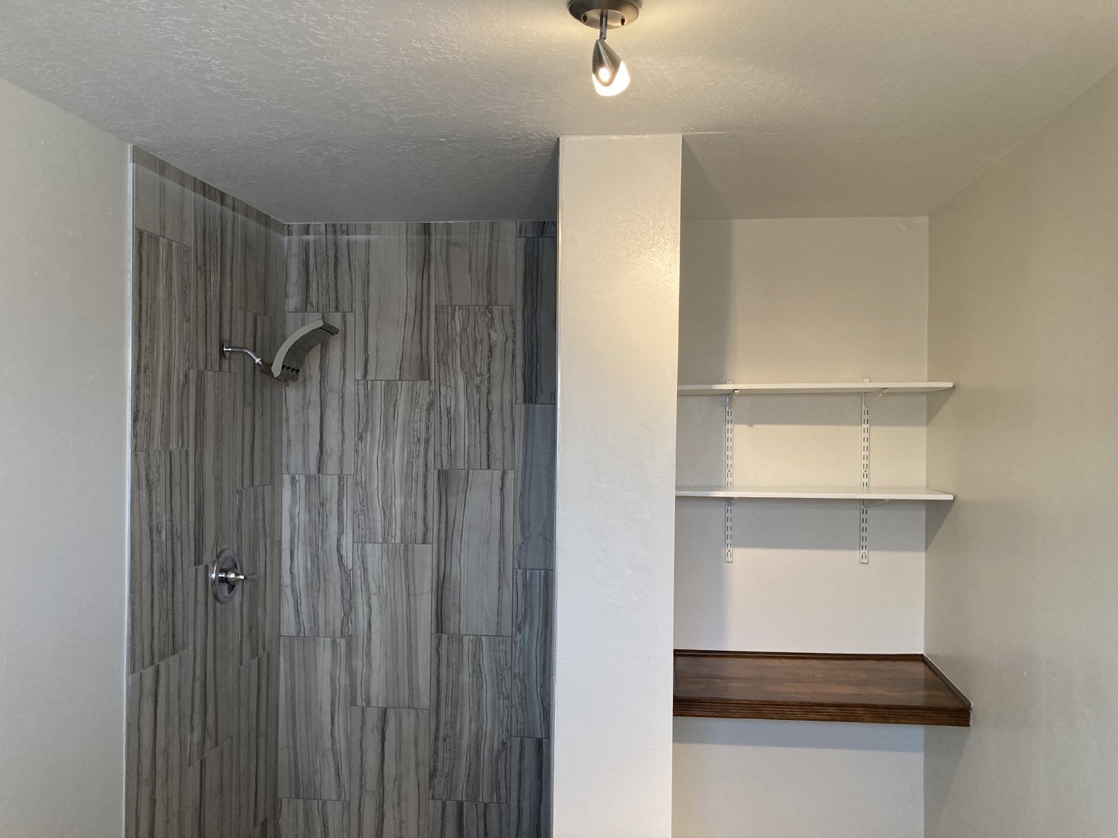 Adorable, Centrally Located 2/2 property image