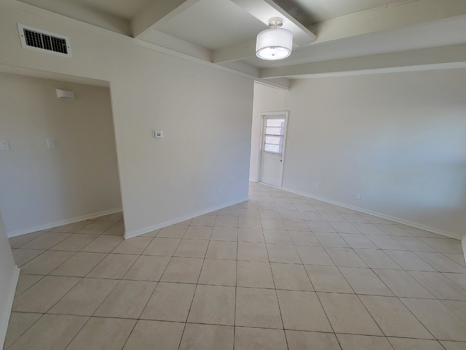 2 Bed 1 Bath, Fully Fenced Now Available For Rent property image