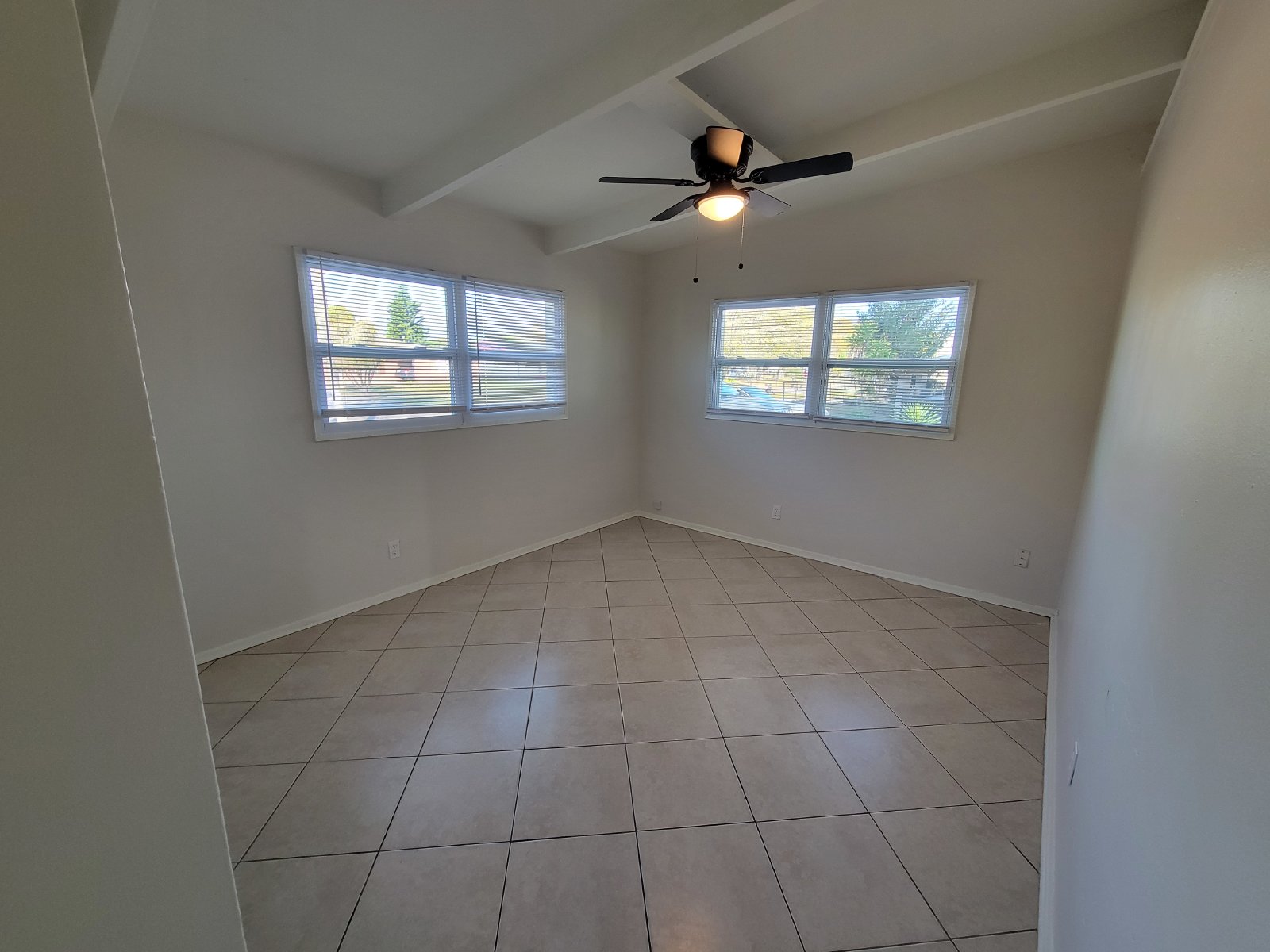 2 Bed 1 Bath, Fully Fenced Now Available For Rent property image