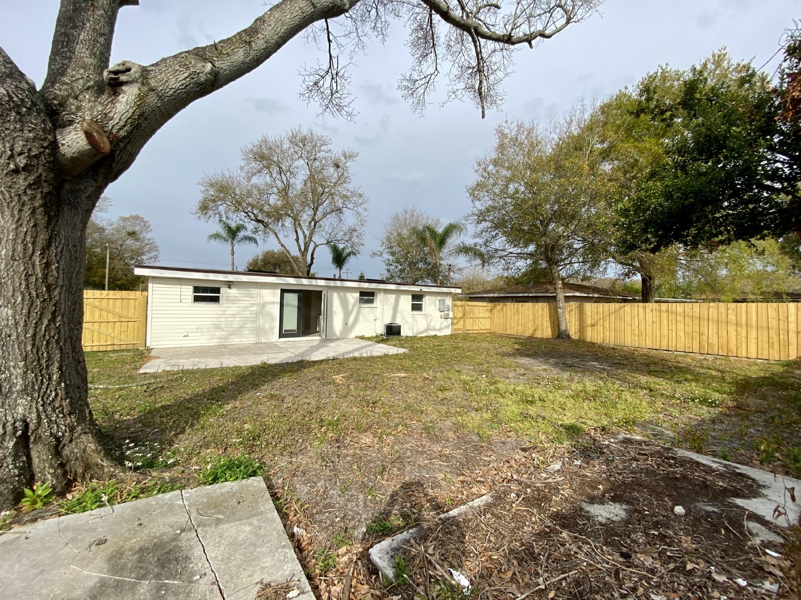 2 Bed 1 Bath, Fully Fenced Now Available For Rent property image