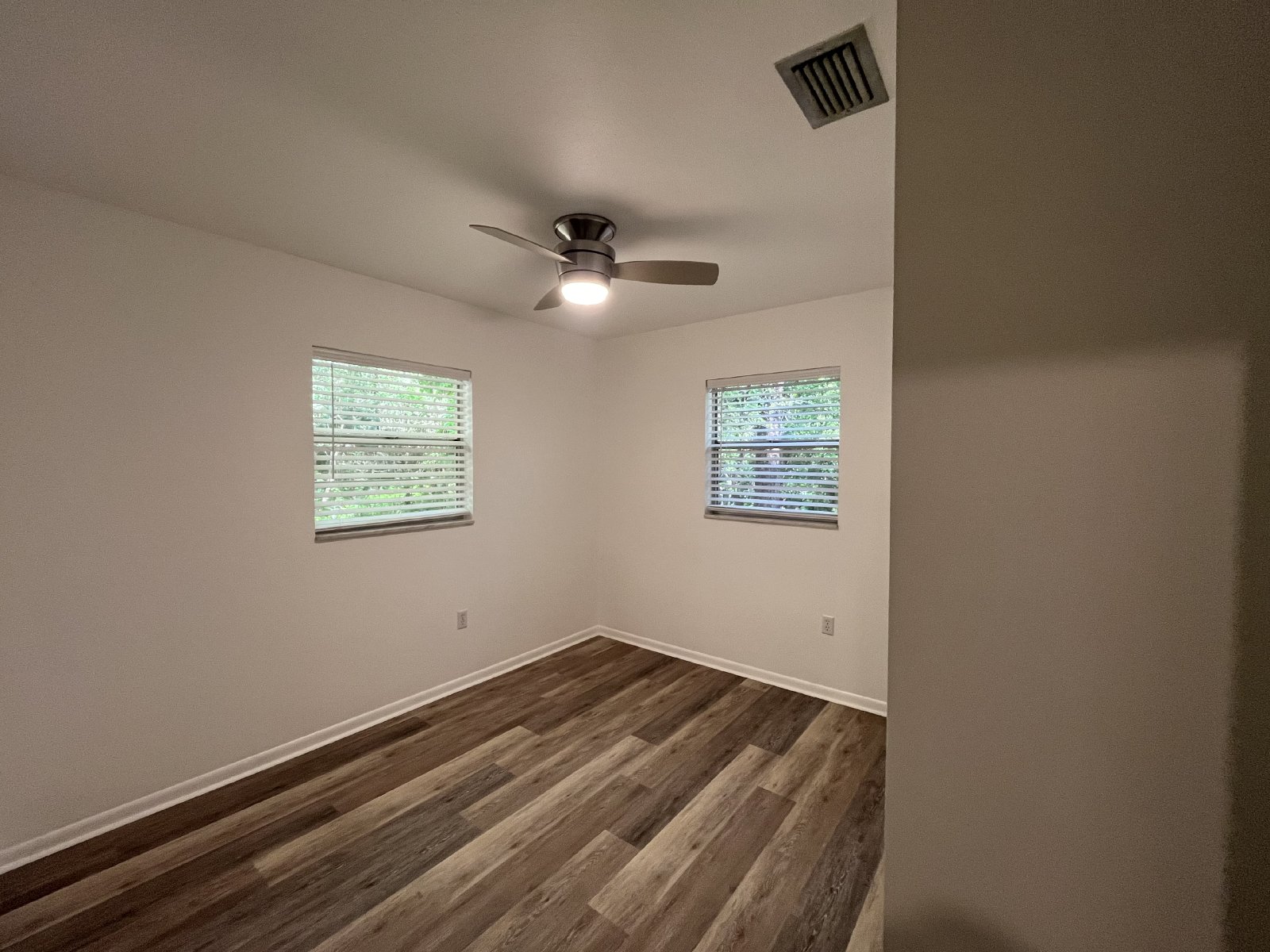 3/2 On 1.5 Acres property image
