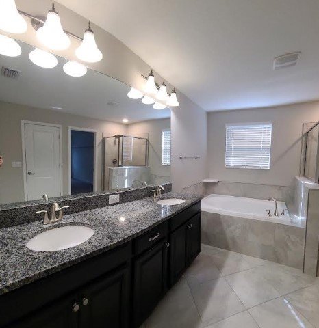 Four Bedroom/2.5 Bath In Union Park property image