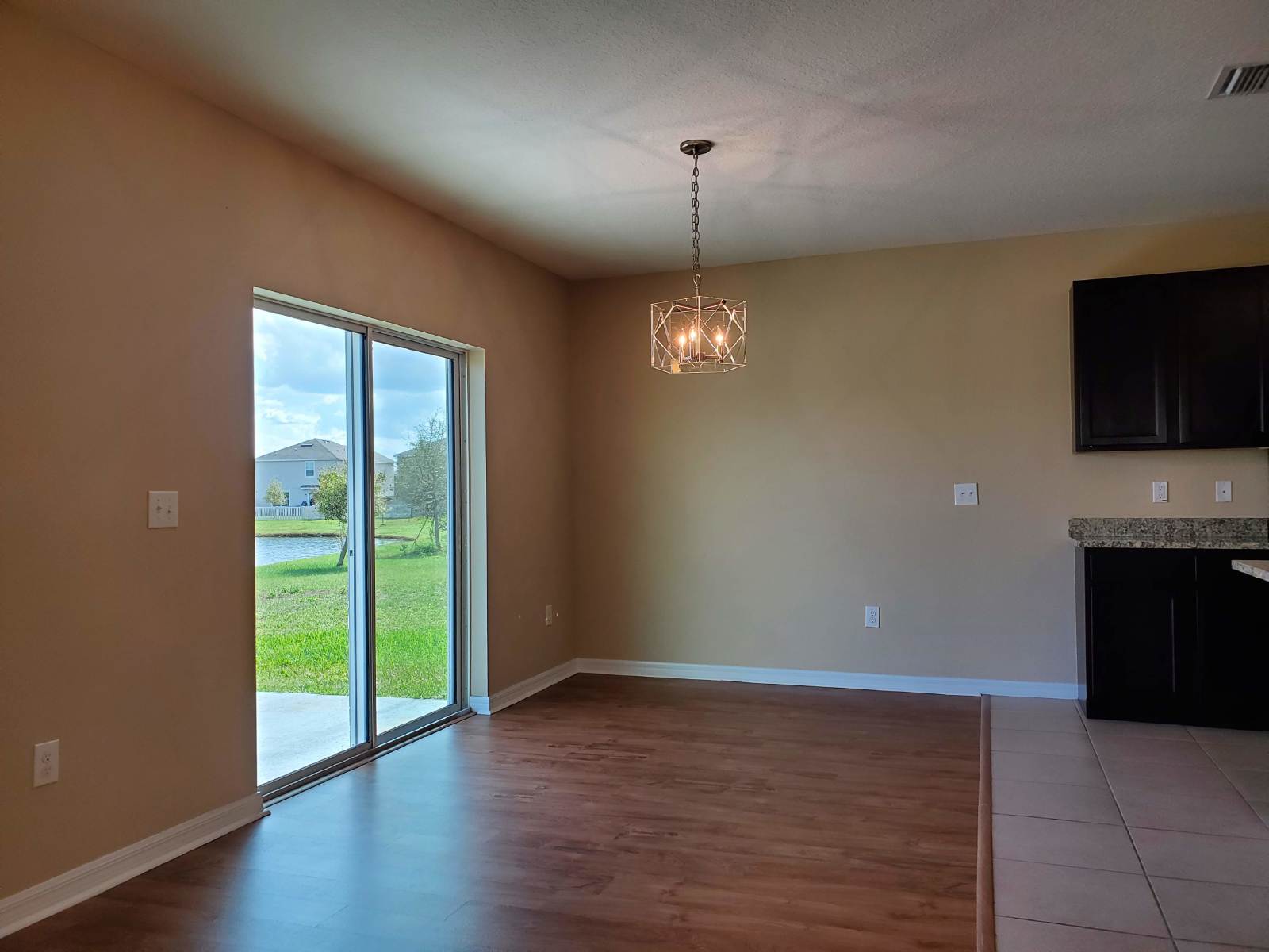 4 Bed, 2.5 Bath Home In EPPERSON Lagoon Community! property image