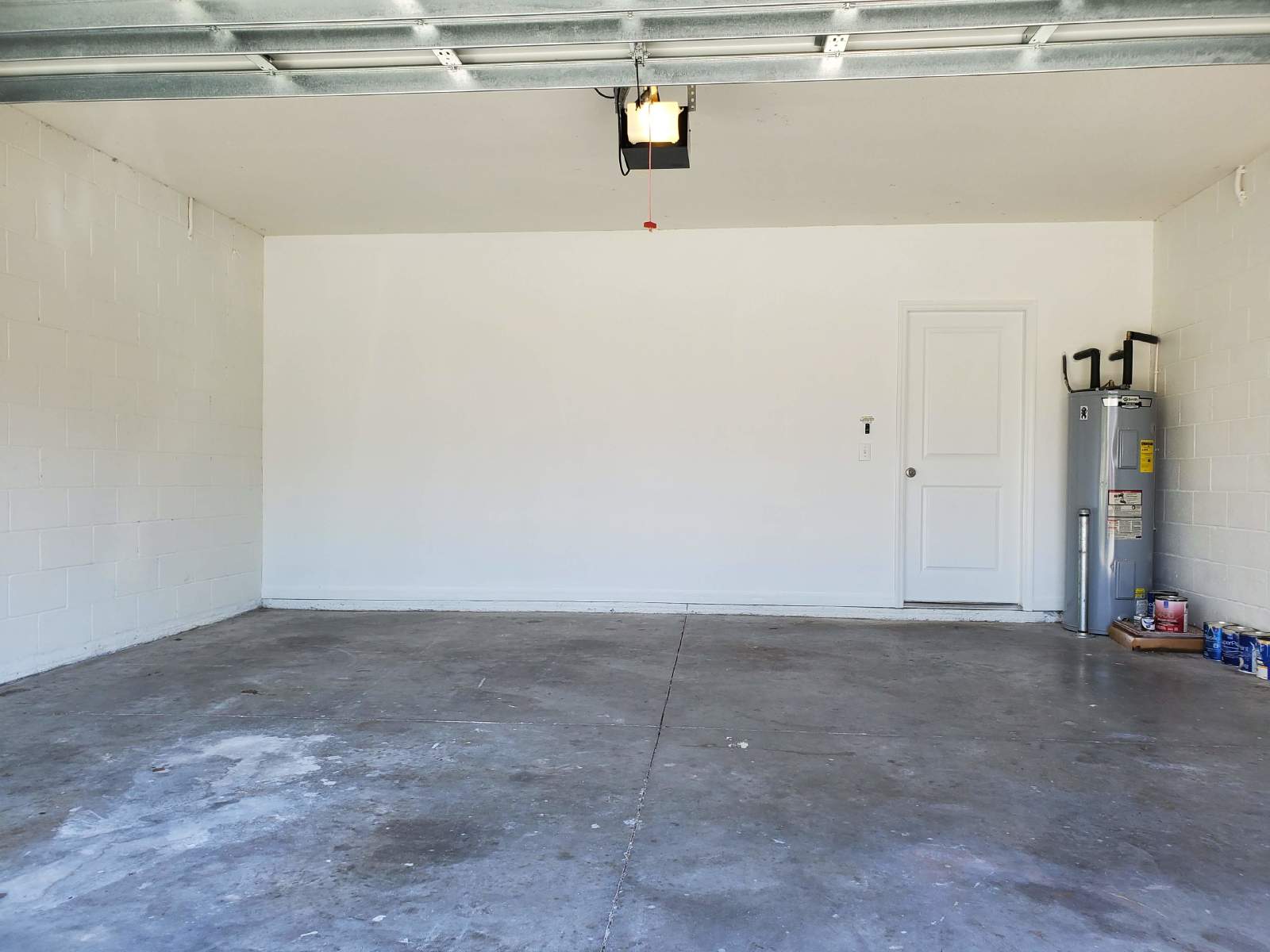 4 Bed, 2.5 Bath Home In EPPERSON Lagoon Community! property image