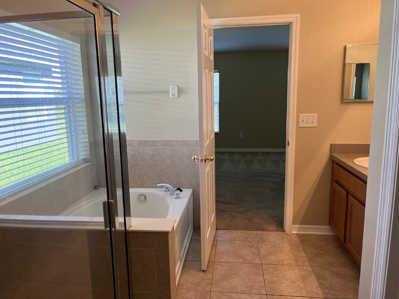 Dupree Lakes, Great Location property image