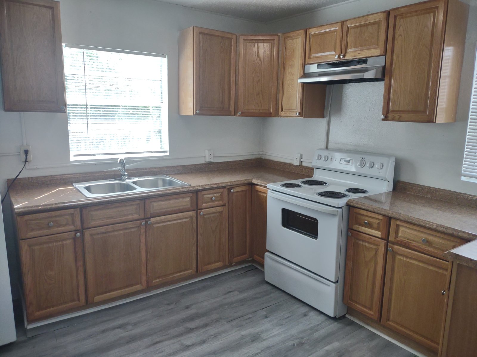 Cute 2/1 In Clearwater property image