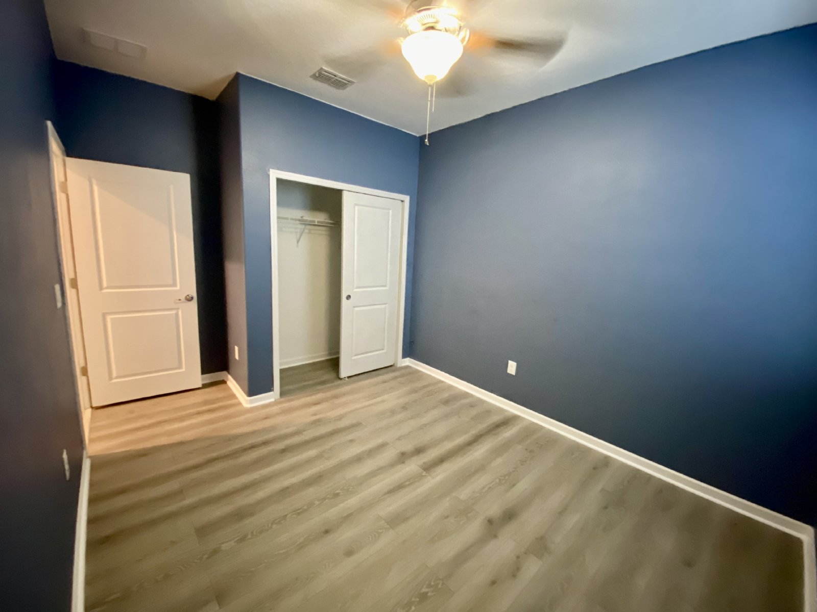 Captivating 3/2/2 Retreat In Belmont property image