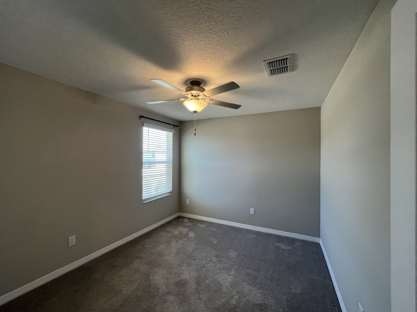 Beautiful 6/3/2 In Villages Of Avalon property image