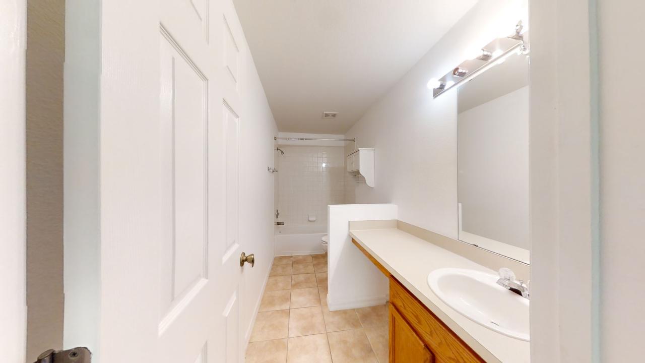 3 Bed 2.5 Bath Beautiful Townhome property image